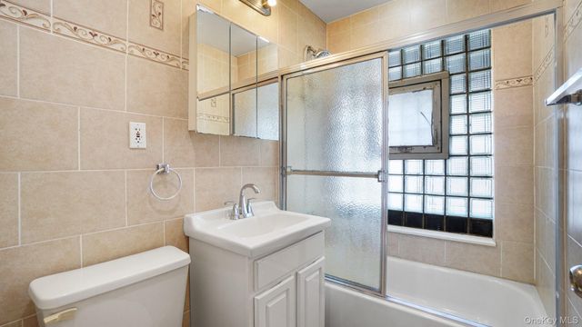 2436 Seymour Avenue, Bronx, NY 10469