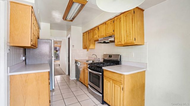 2436 Seymour Avenue, Bronx, NY 10469