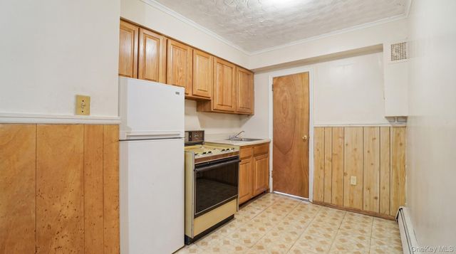 2436 Seymour Avenue, Bronx, NY 10469