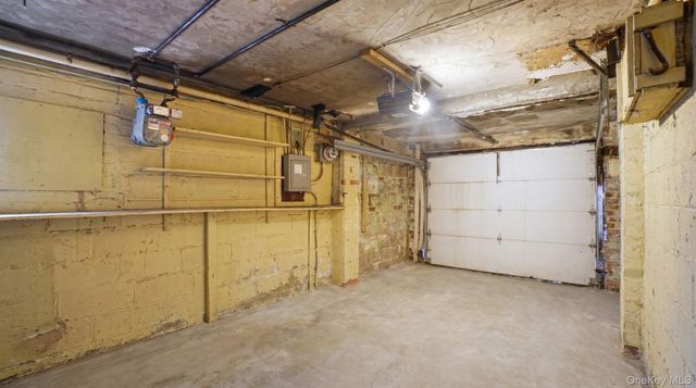 2436 Seymour Avenue, Bronx, NY 10469