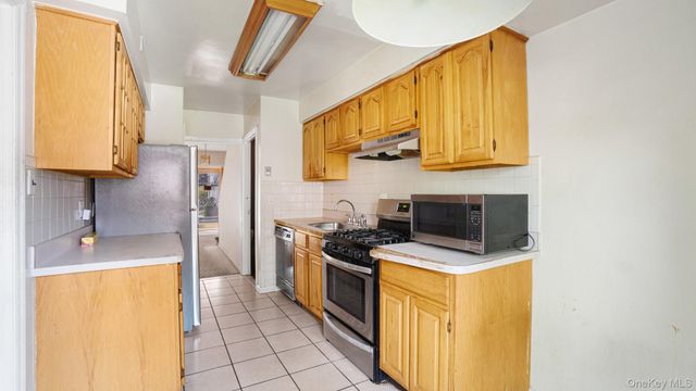 2436 Seymour Avenue, Bronx, NY 10469
