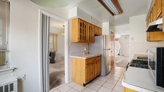 2436 Seymour Avenue, Bronx, NY 10469