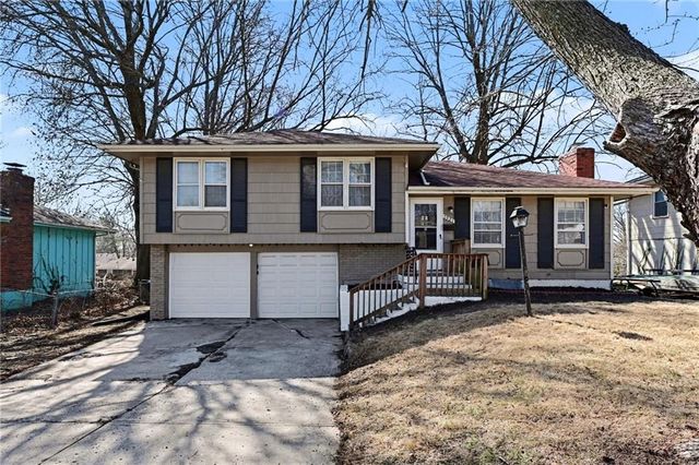 7921 E 118th Terrace, Kansas City, MO 64134