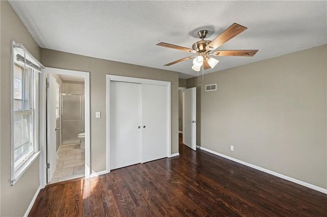 7921 E 118th Terrace, Kansas City, MO 64134