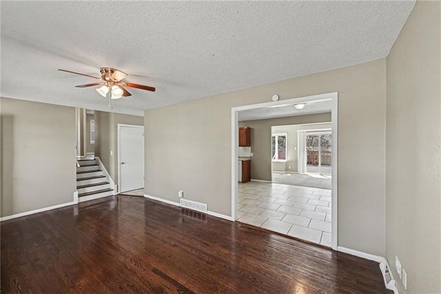 7921 E 118th Terrace, Kansas City, MO 64134