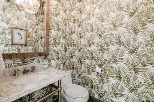 4372 Cascades Blvd, Tyler, TX 75709