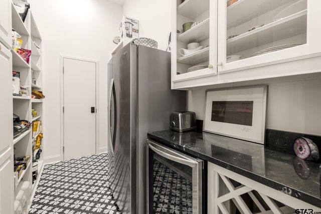 4372 Cascades Blvd, Tyler, TX 75709