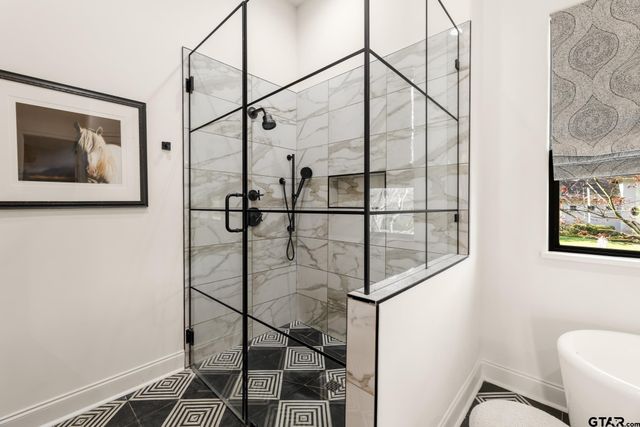 4372 Cascades Blvd, Tyler, TX 75709