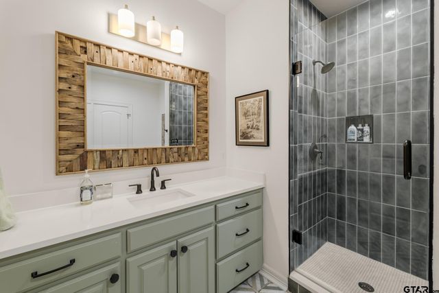 4372 Cascades Blvd, Tyler, TX 75709