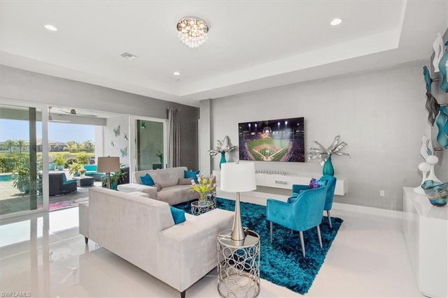 12044 Oleander AVE, Naples, FL 34120