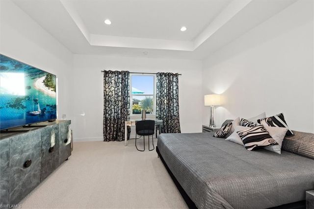 12044 Oleander AVE, Naples, FL 34120