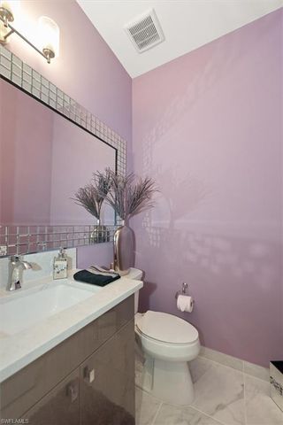 12044 Oleander AVE, Naples, FL 34120