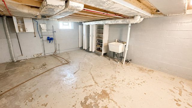 1325 LYNN Street, Erie, PA 16503