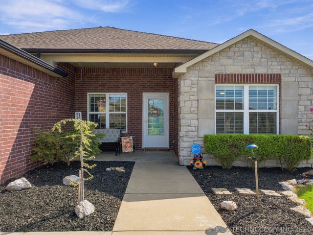 6022 E 148th Street S, Bixby, OK 74008