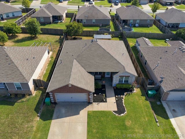 6022 E 148th Street S, Bixby, OK 74008