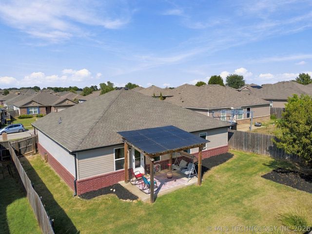 6022 E 148th Street S, Bixby, OK 74008