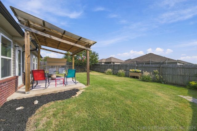 6022 E 148th Street S, Bixby, OK 74008