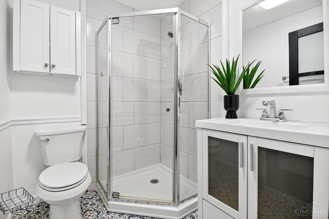 300 Acoma Drive, Mason, OH 45040