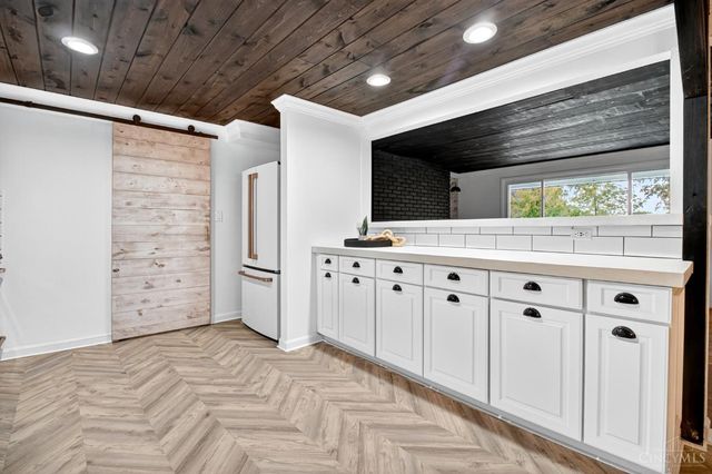 300 Acoma Drive, Mason, OH 45040