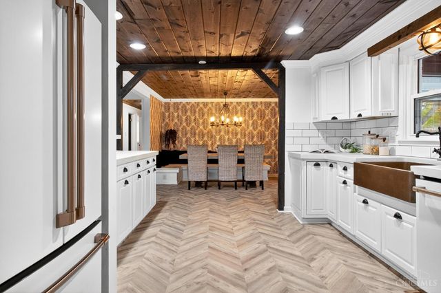 300 Acoma Drive, Mason, OH 45040