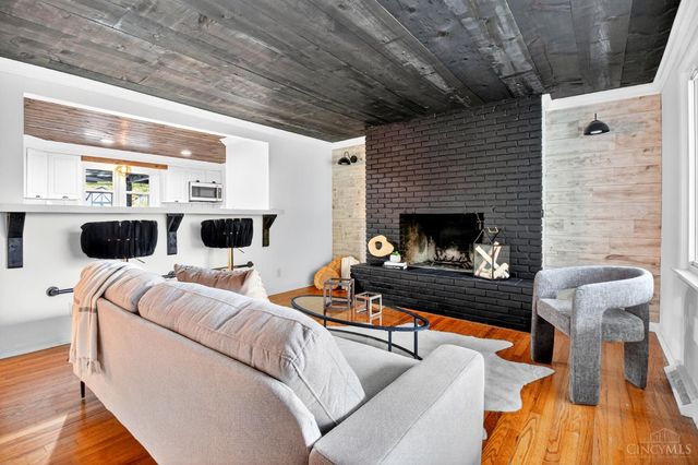 300 Acoma Drive, Mason, OH 45040