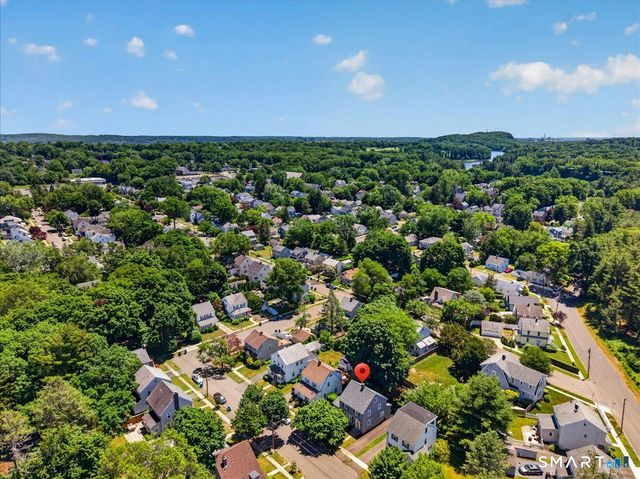 24 Ingram Street, Hamden, CT 06517
