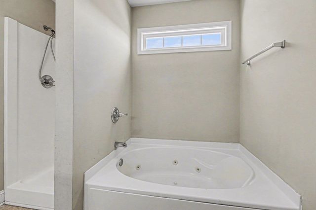 321 Millbrook Circle, Galivants Ferry, SC 29544