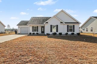 321 Millbrook Circle, Galivants Ferry, SC 29544