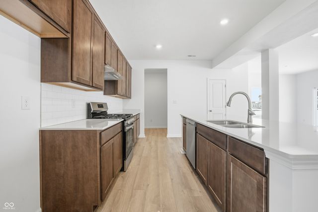 4830 Waterline Street, Mccordsville, IN 46055