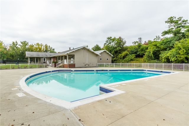 517 Eastbrooke Lane, Brighton, NY 14618