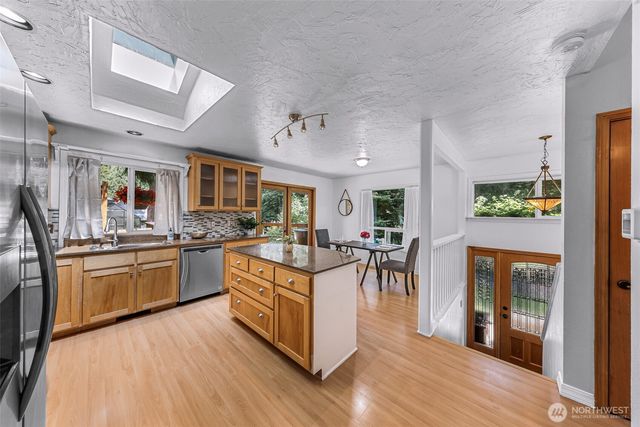 400 Sudden Valley Drive, Bellingham, WA 98229