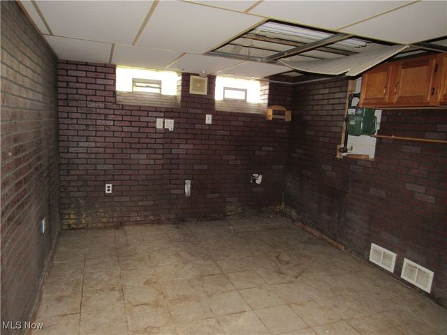 4550 Effie Road, Cleveland, OH 44105