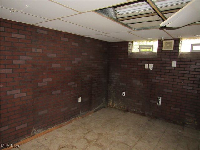 4550 Effie Road, Cleveland, OH 44105