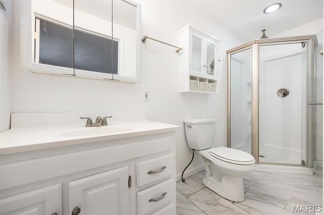 5 Cheshire Drive, Belleville, IL 62223