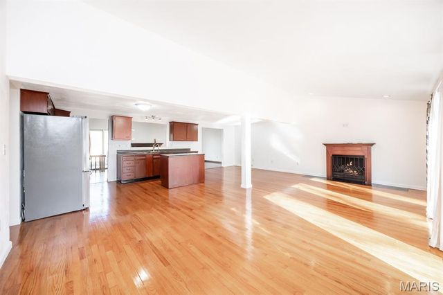 5 Cheshire Drive, Belleville, IL 62223