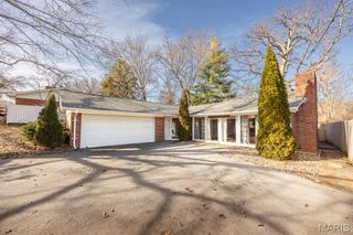 5 Cheshire Drive, Belleville, IL 62223