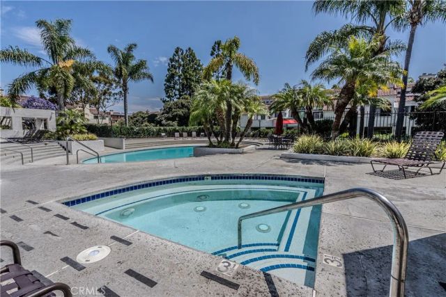 17202 Corbina 102, Huntington Beach, CA 92649