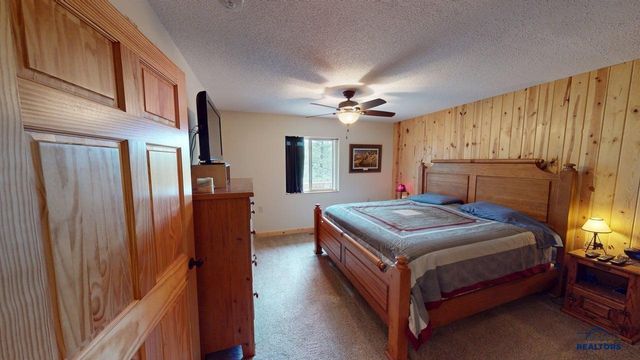 23716 BURNT FORK RD, Hill City, SD 57745