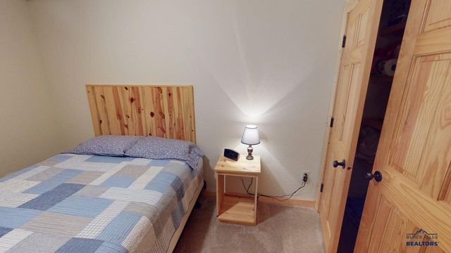 23716 BURNT FORK RD, Hill City, SD 57745