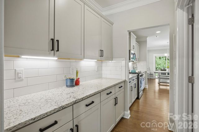 3026 Spinner Court, Denver, NC 28037