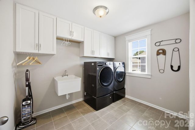 3026 Spinner Court, Denver, NC 28037
