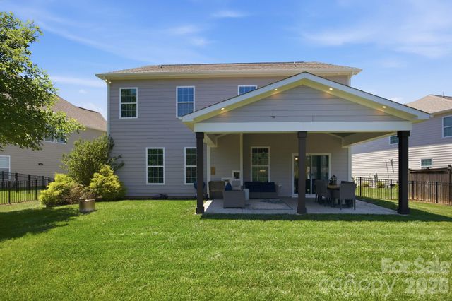 3026 Spinner Court, Denver, NC 28037
