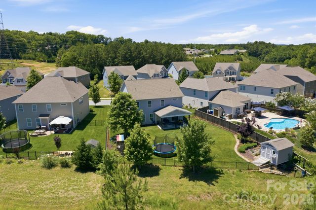 3026 Spinner Court, Denver, NC 28037