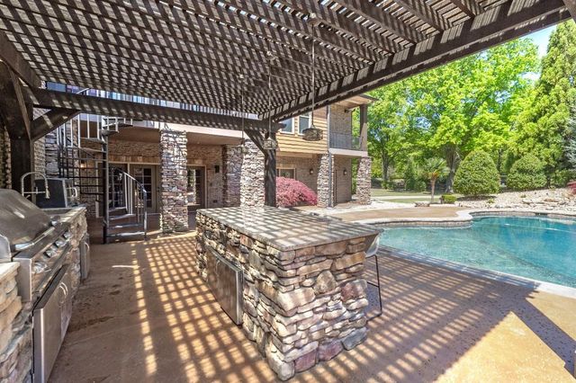 140 Green Circle, Mcdonough, GA 30252