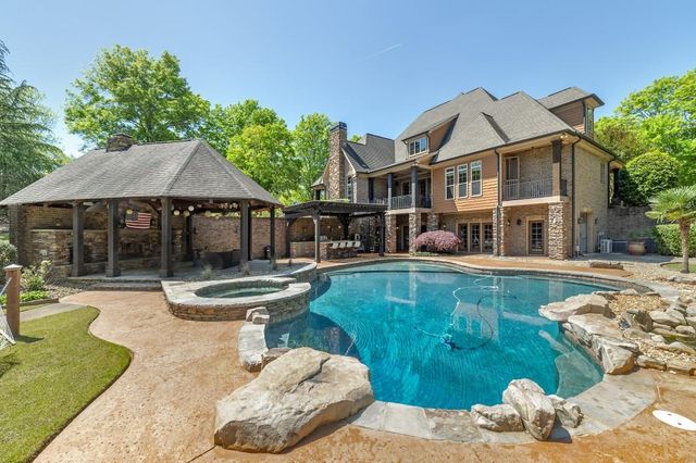 140 Green Circle, Mcdonough, GA 30252