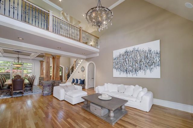 140 Green Circle, Mcdonough, GA 30252