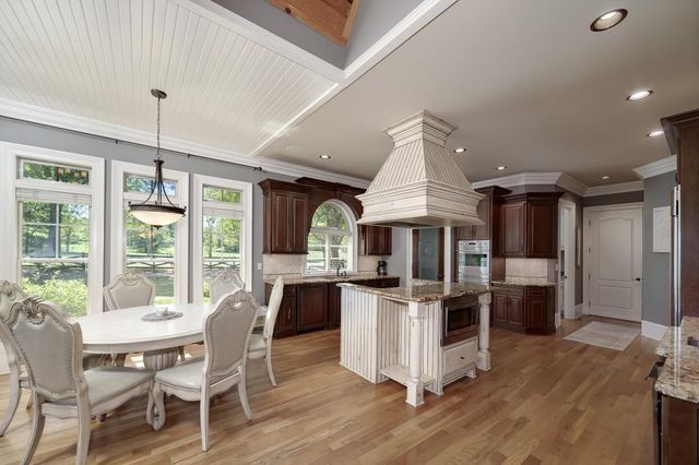 140 Green Circle, Mcdonough, GA 30252