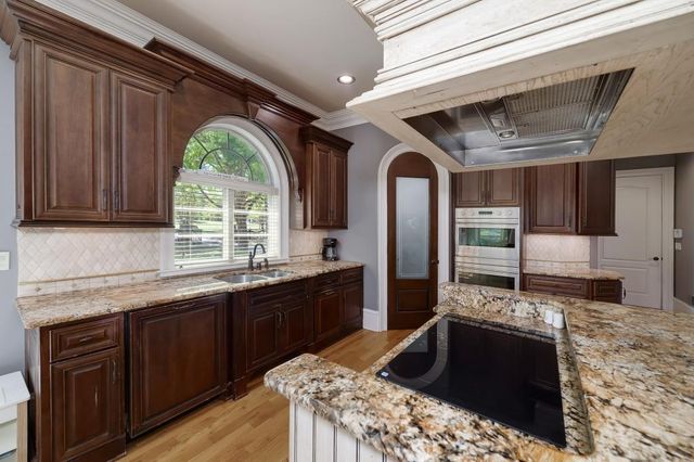 140 Green Circle, Mcdonough, GA 30252