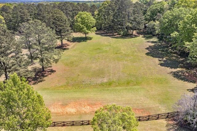 140 Green Circle, Mcdonough, GA 30252