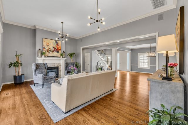 11202 S 66th East Avenue, Bixby, OK 74008